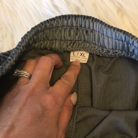 NWOT soft Sweat Pants - Picture 6 of 6